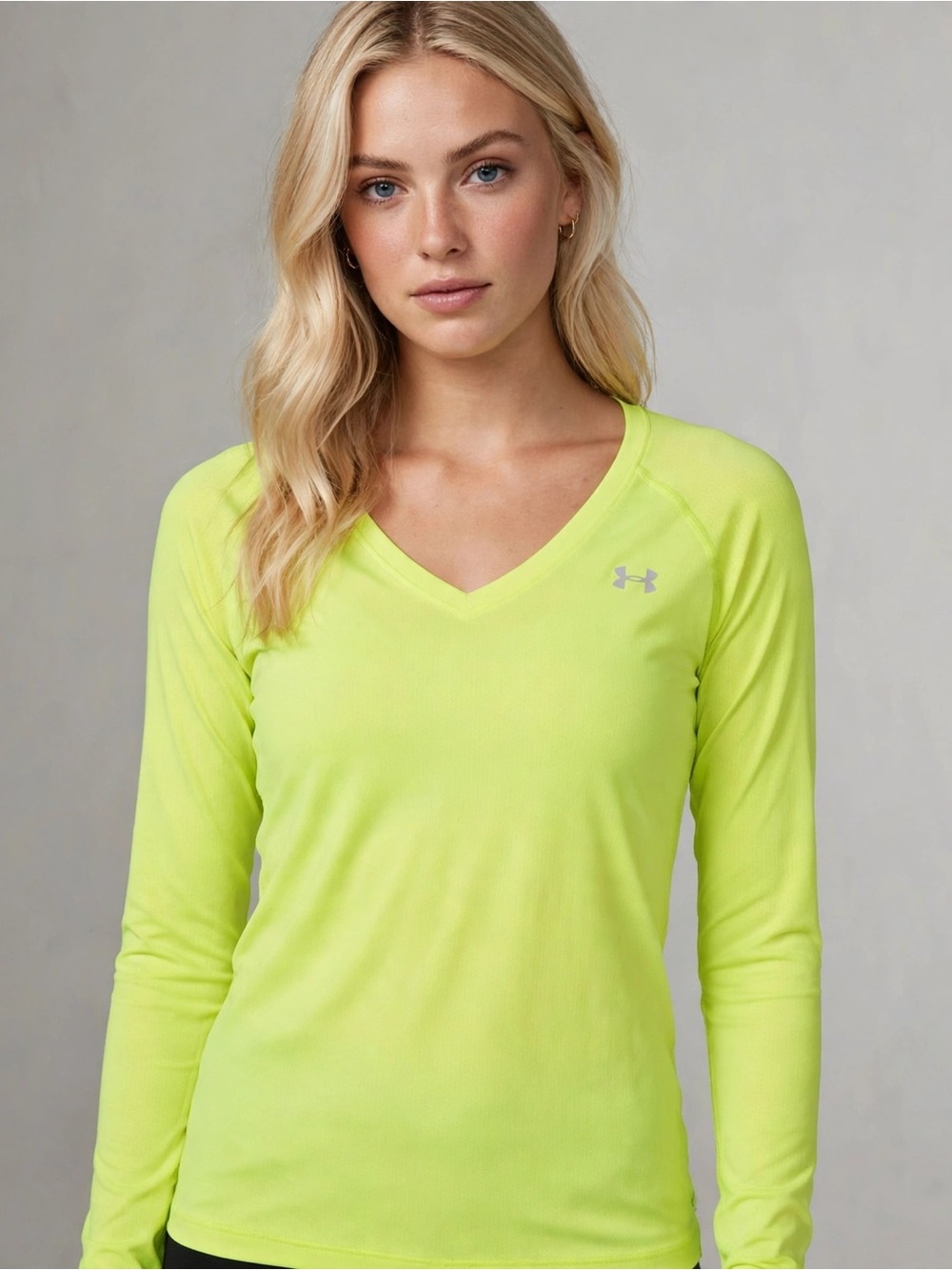Under Armour HeatGear Long Sleeve Athletic Shirt in Yellow Large Like New